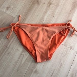 *FREE with purchase* Women’s S Orange Moderate Coverage Bikini Bottoms